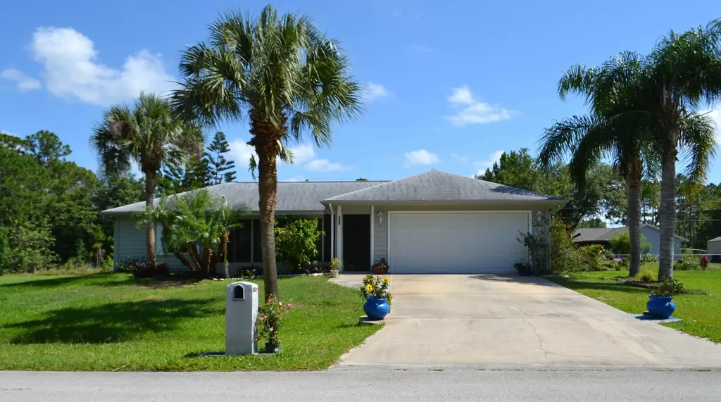 600 Harrington Street SW Palm Bay FL 32908