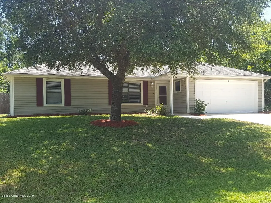 581 Hillsdale Avenue NW Palm Bay FL 32907