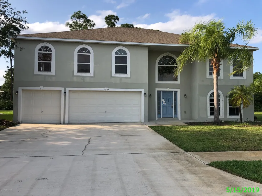 1604 La Maderia Drive SW Palm Bay FL 32908