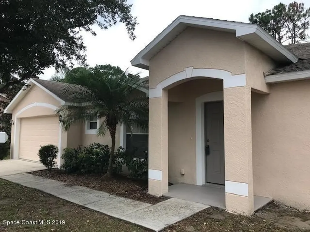5623 Yaupon Holly Drive Cocoa FL 32927