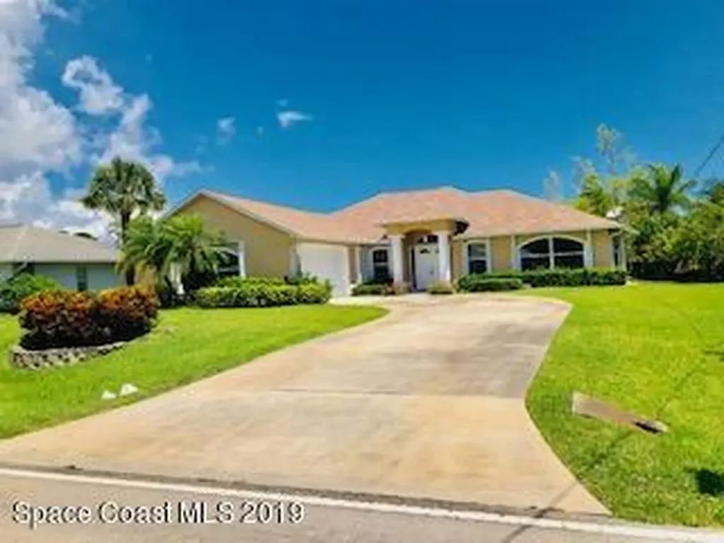 1828 Barber Street Sebastian FL 32958
