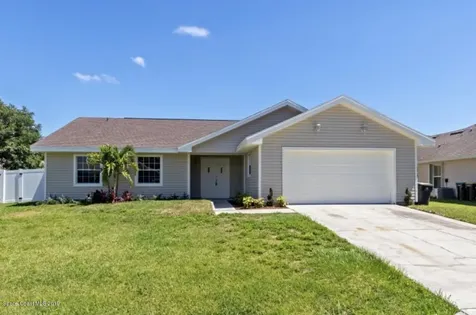 1511 Alberni Street NW Palm Bay FL 32907