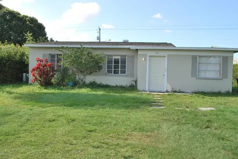 312 Vesta Circle Melbourne FL 32901