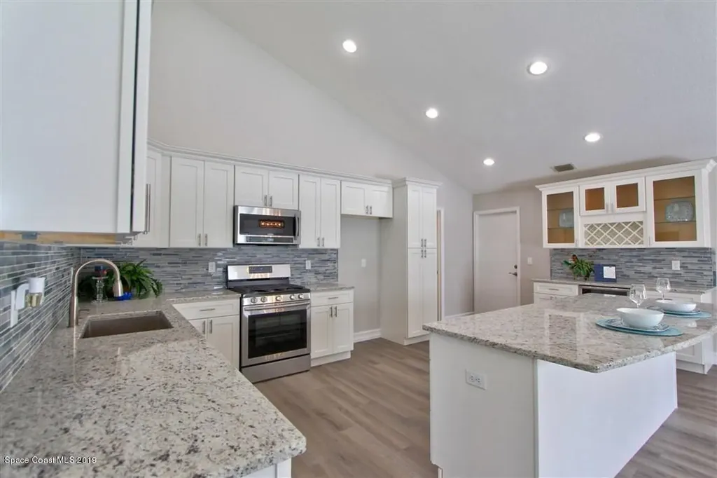 2090 Lionel Drive Melbourne FL 32940