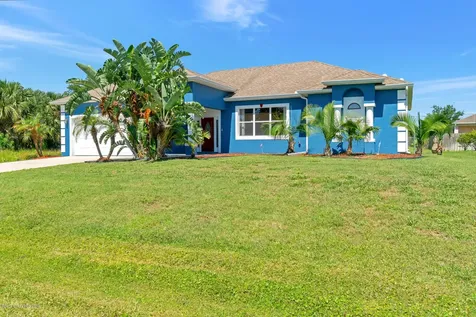1627 Amador Avenue NW Palm Bay FL 32907
