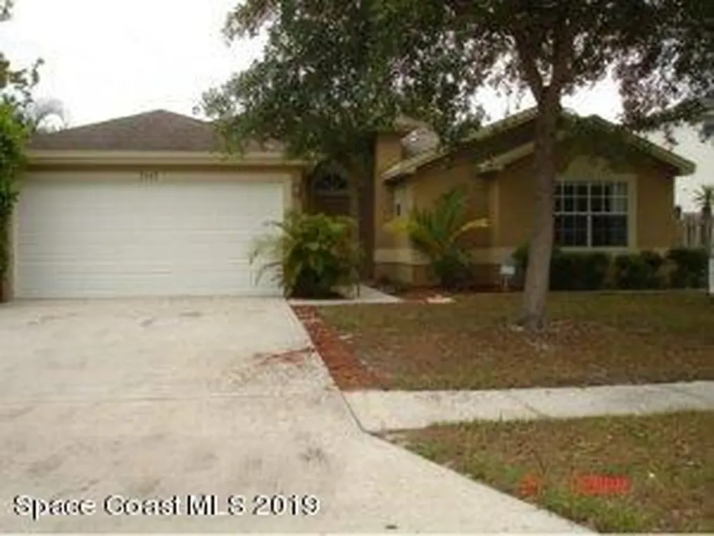 7047 Hammock Lakes Drive Melbourne FL 32940