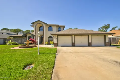 875 Lakewood Circle Merritt Island FL 32952