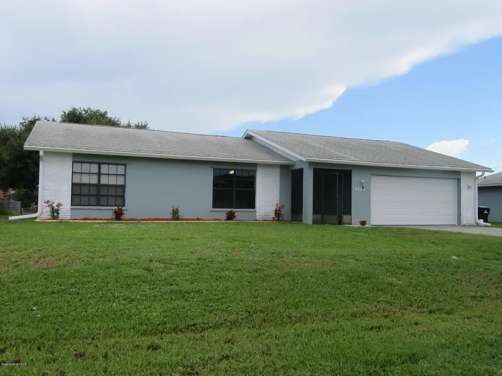 2136 Granville Street NE Palm Bay FL 32907