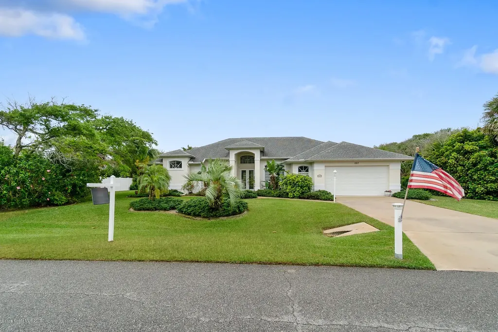 227 Camino Place Melbourne Beach FL 32951