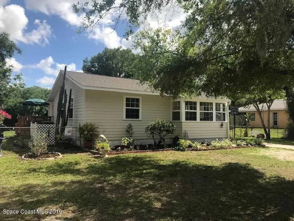 147 Fairview Avenue Cocoa FL 32927