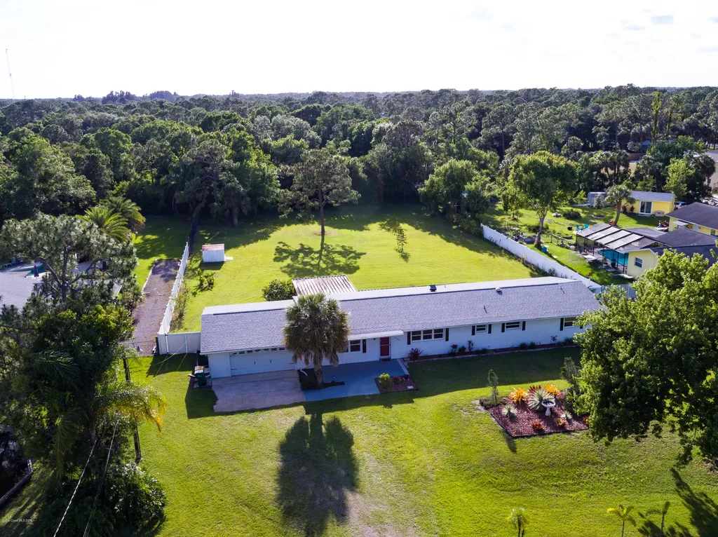2760 Lakehill Road Melbourne FL 32934
