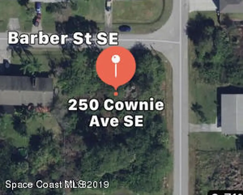 250 Cownie Avenue SE Palm Bay FL 32909