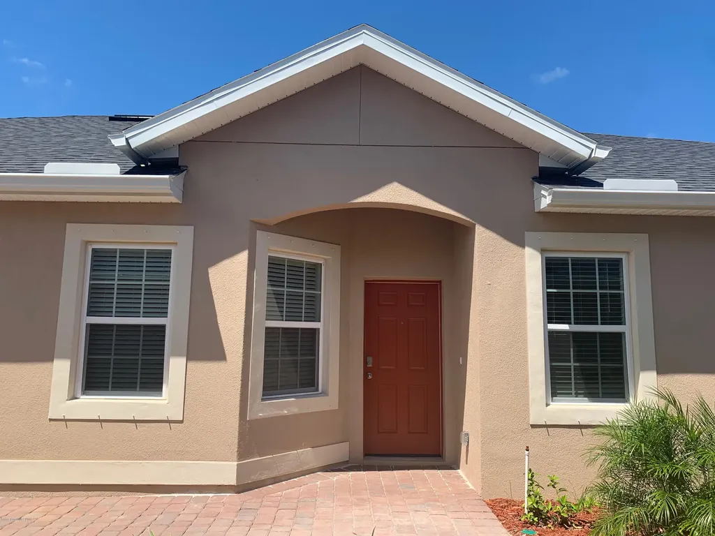 570 Remington Green Drive SE Palm Bay FL 32909