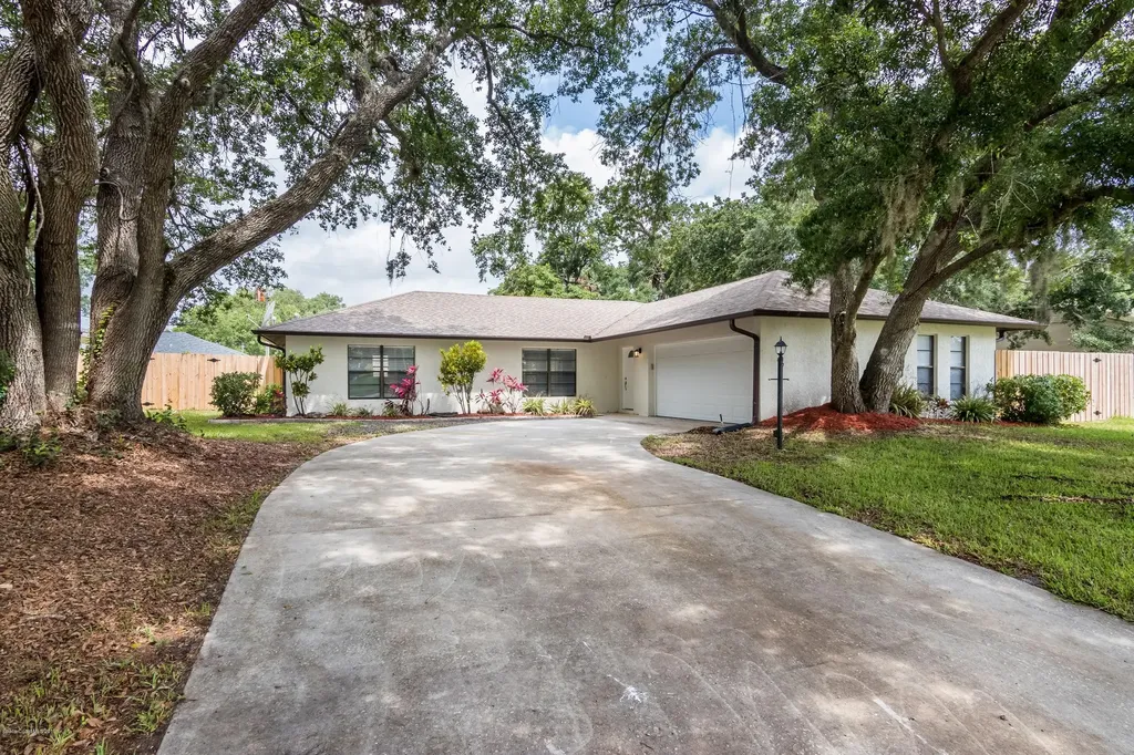 534 Homestead Avenue NE Palm Bay FL 32907