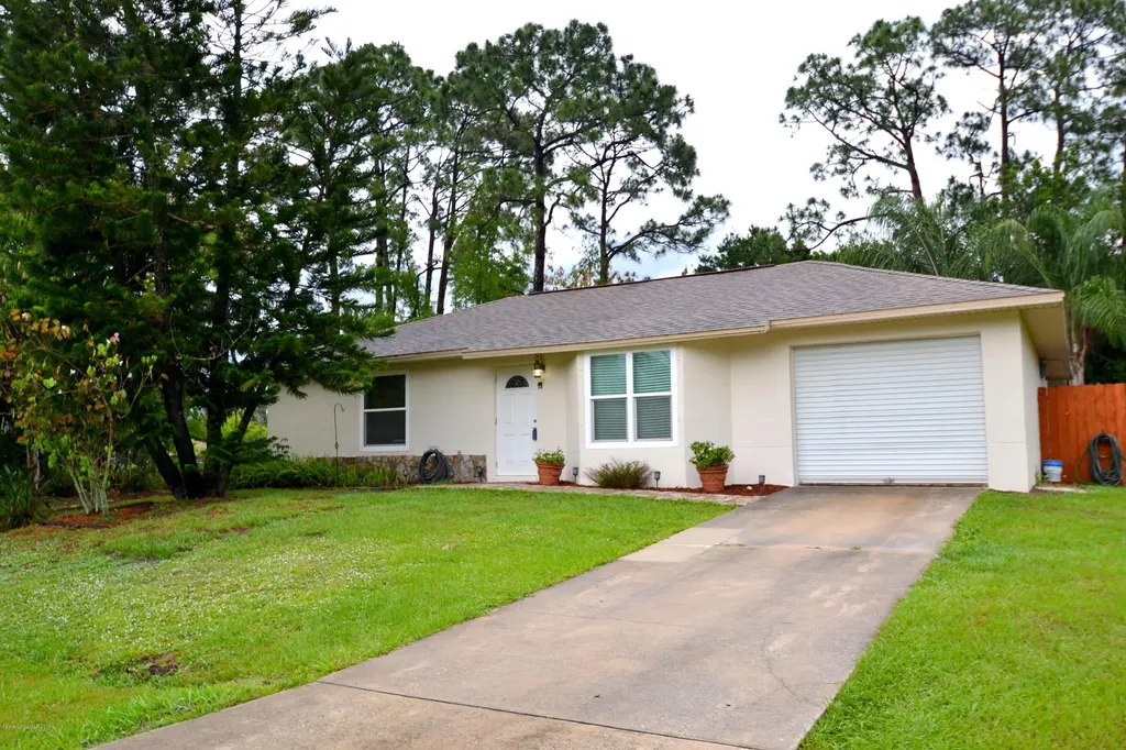 521 Estes Avenue SW Palm Bay FL 32908