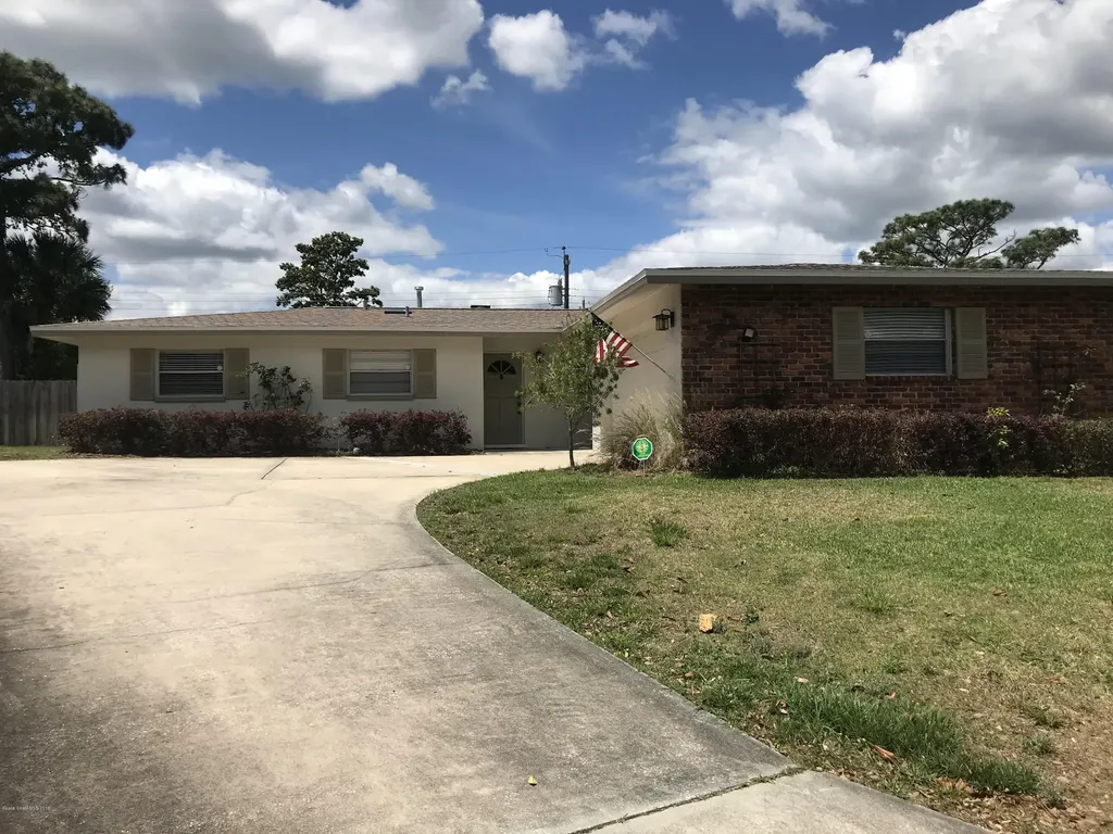 4360 Kent Avenue Titusville FL 32780