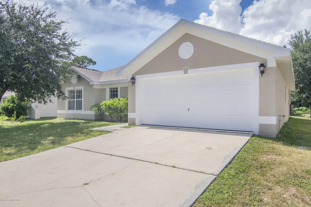 243 Emerson Drive NW Palm Bay FL 32907