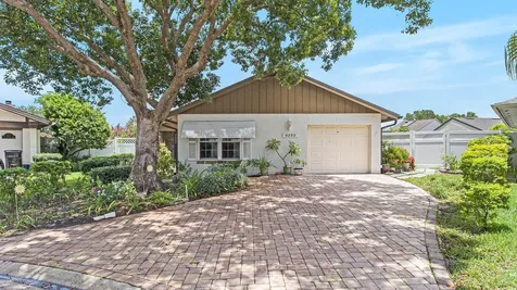 6253 Gardenview Court Orlando FL 32822