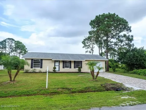 1413 Talavera Street SE Palm Bay FL 32909