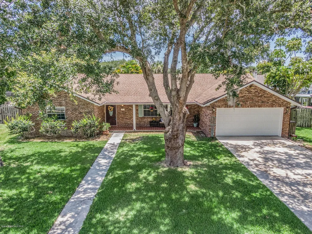 1237 Cimarron Circle NE Palm Bay FL 32905