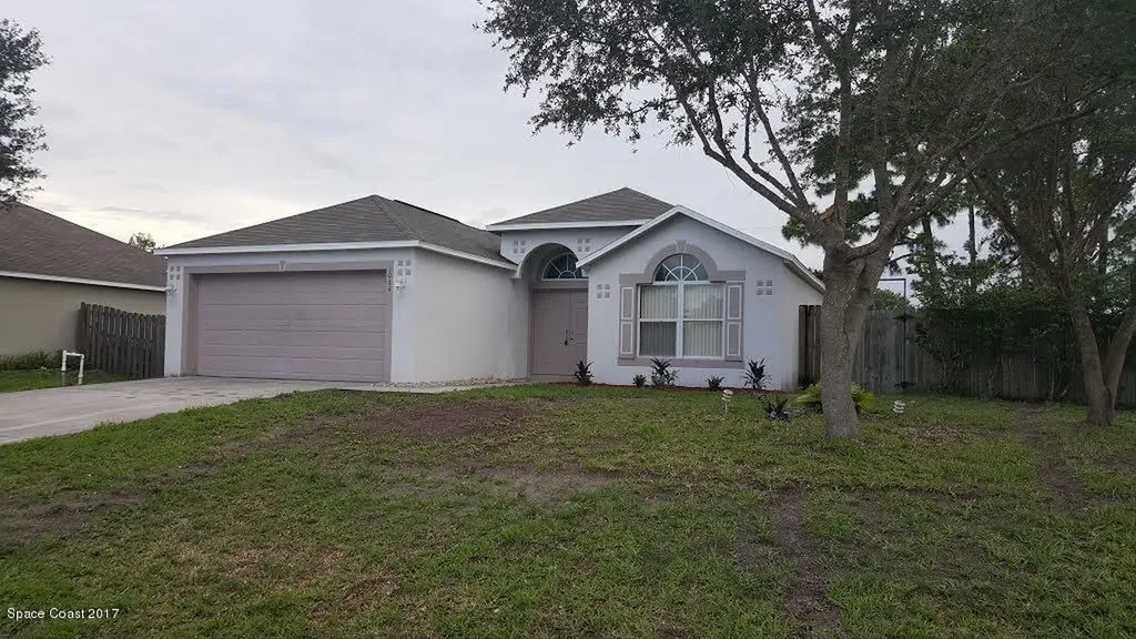 1064 Helena Avenue NW Palm Bay FL 32907