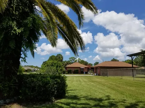 306 Evergreen Street NE Palm Bay FL 32907