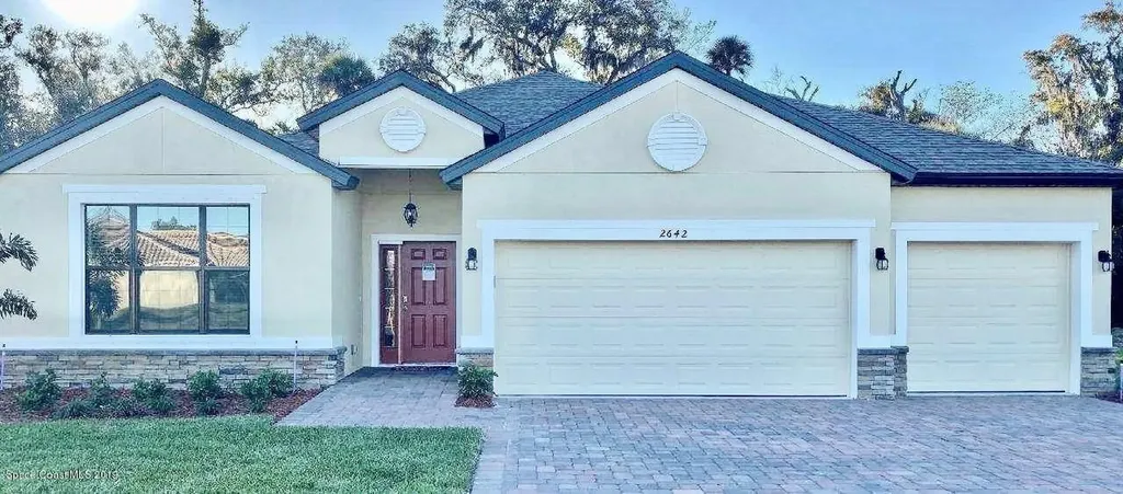 2642 Indian River Parkway Mims FL 32754