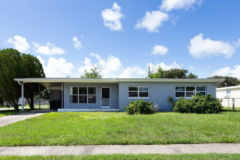 1791 Mckinley Avenue Melbourne FL 32935