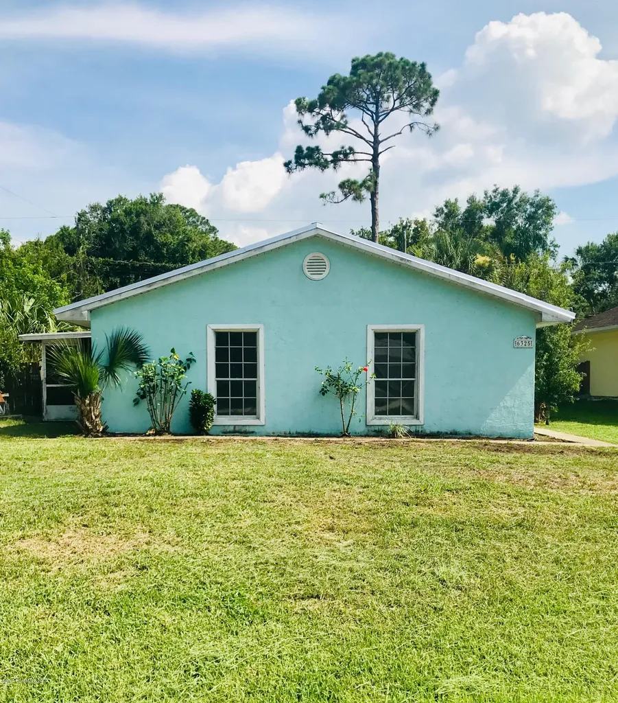 6325 5th Place Vero Beach FL 32968