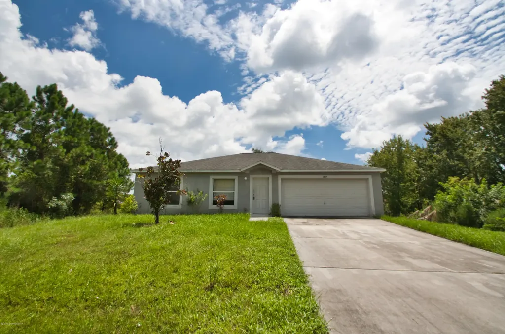 1889 Trapper Avenue SE Palm Bay FL 32909