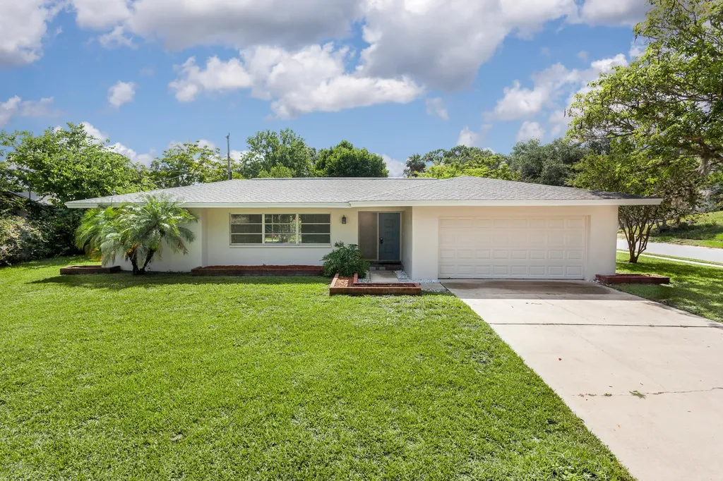 1651 W Carriage Drive Titusville FL 32796