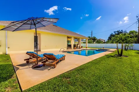 121 Wayne Avenue Indialantic FL 32903