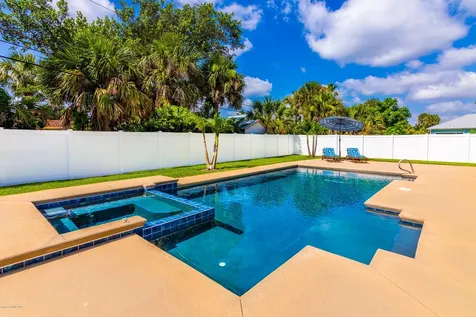 121 Wayne Avenue Indialantic FL 32903