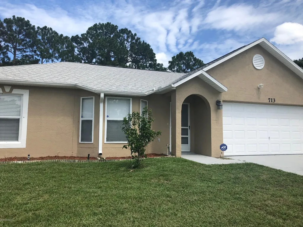 713 Cottbus Avenue NW Palm Bay FL 32907