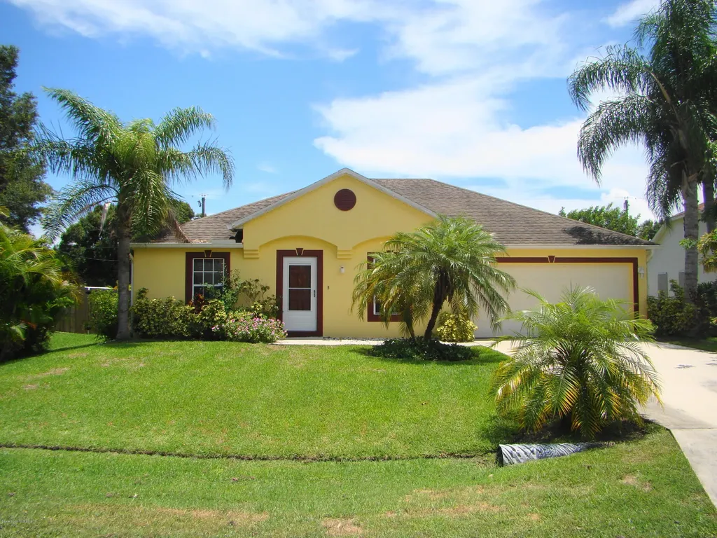 241 Silver Oak Road NE Palm Bay FL 32907