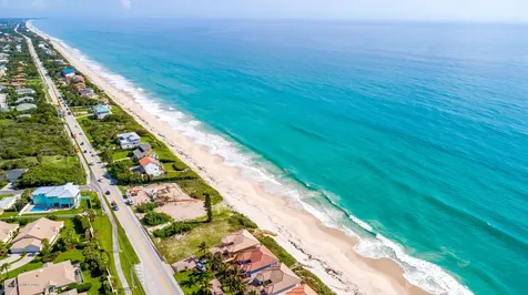 5318 Tay Court Melbourne Beach FL 32951