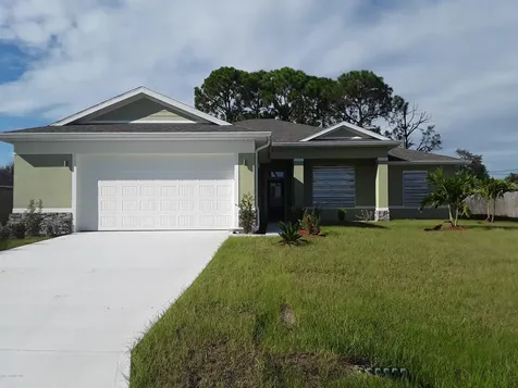 457 Capeador Street NW Palm Bay FL 32907