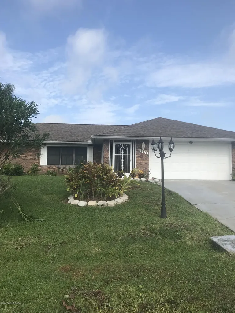 400 Filbert Avenue NE Palm Bay FL 32907