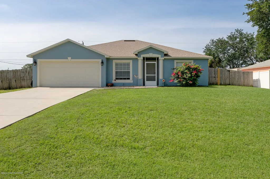 682 Altona Street NW Palm Bay FL 32907