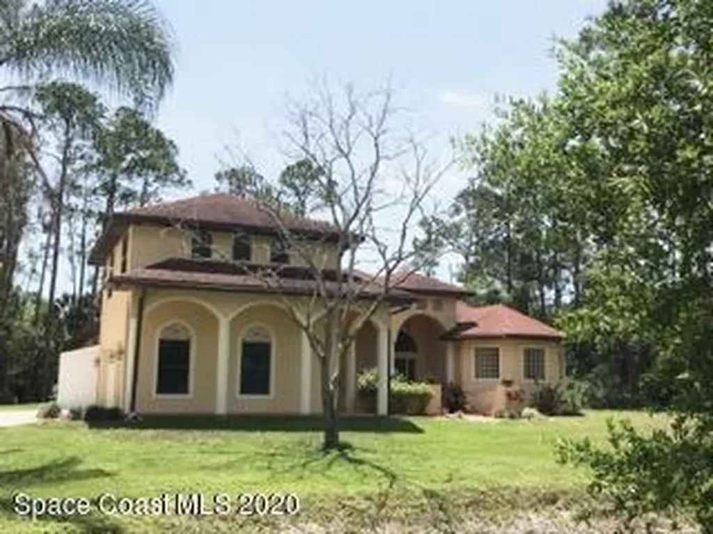 3876 Hield Road NW Palm Bay FL 32907