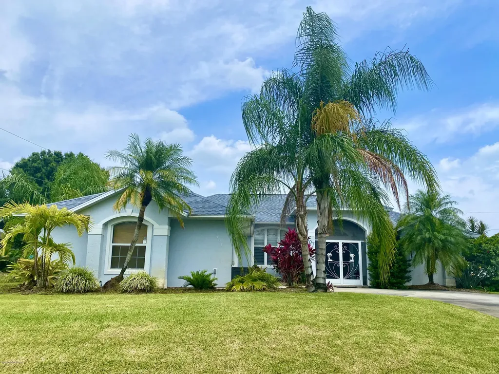 407 Azine Terrace Sebastian FL 32958