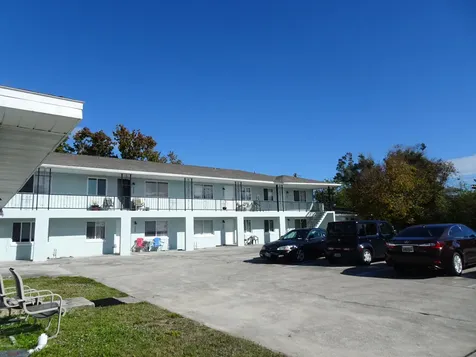 1586 South Street Titusville FL 32780