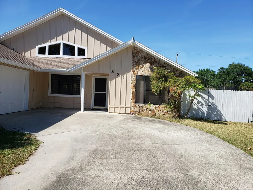 853 Banks Street NW Palm Bay FL 32907