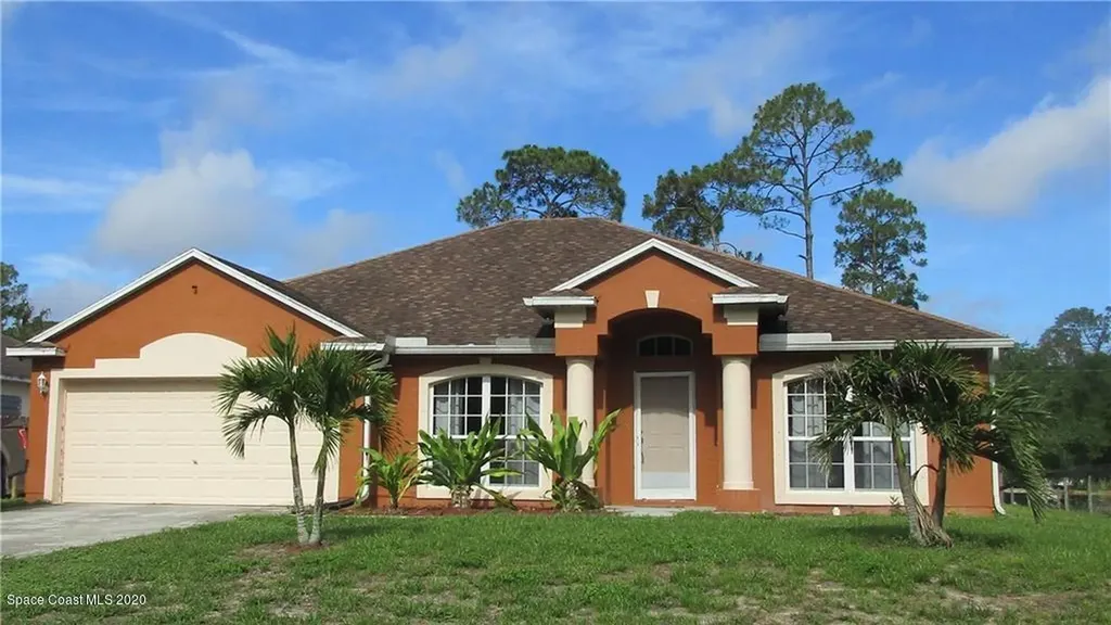 8145 104th Court Vero Beach FL 32967