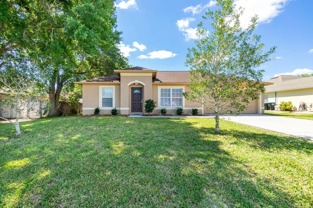 2126 Greyfield Street NE Palm Bay FL 32907