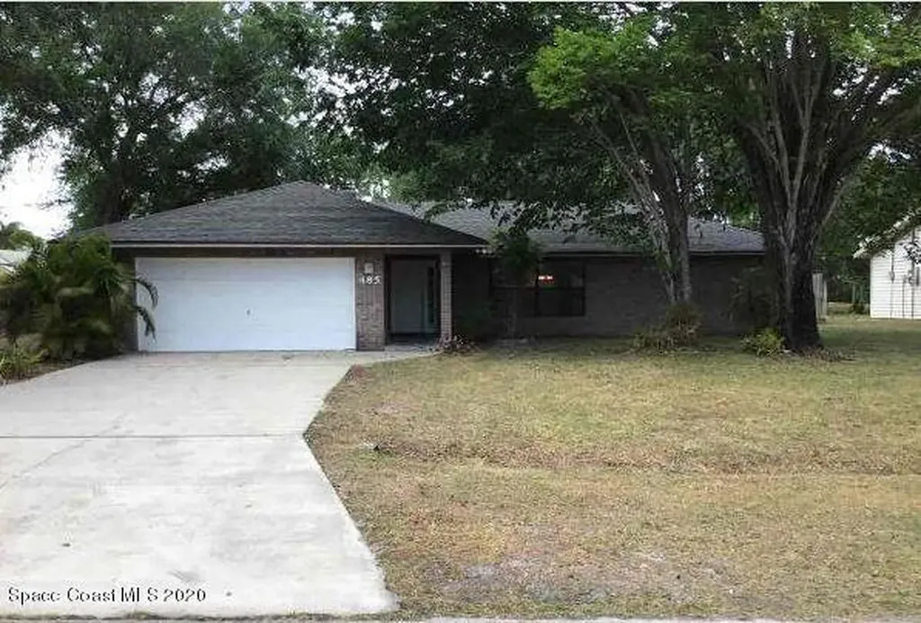 485 Awin Circle SE Palm Bay FL 32909