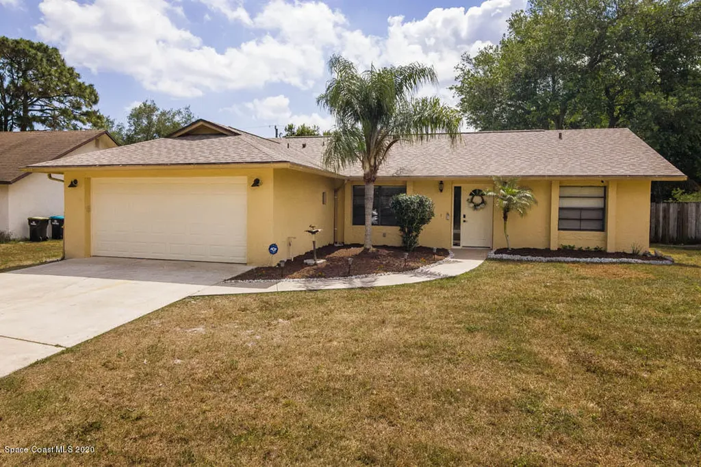 520 Koutnik Road SE Palm Bay FL 32909