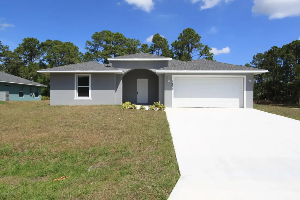 1801 Kamloops Street NW Palm Bay FL 32907