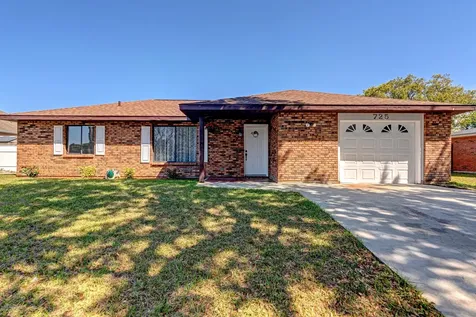 725 Beacon Street NW Palm Bay FL 32907