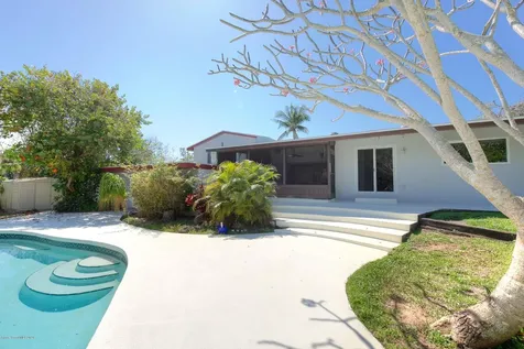 318 Avenue B Melbourne Beach FL 32951